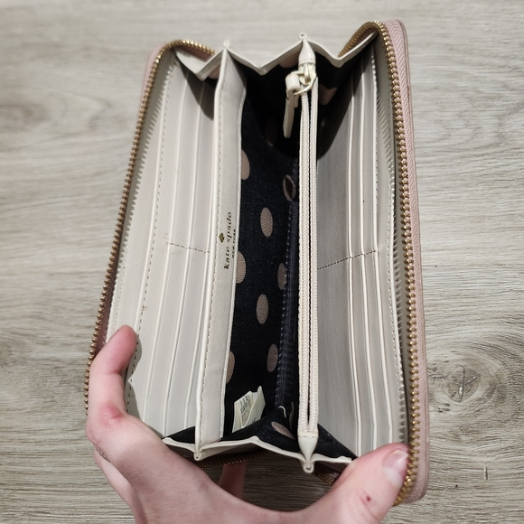 Kate spade wallet - Picture 4 of 4